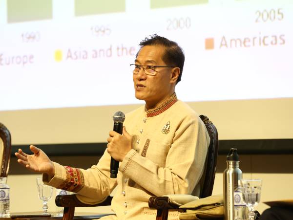 ร่วมอภิปราย ‘’Good Practices of Thailand and Spain in the Tourism Sector : Opportunities for Collaboration“