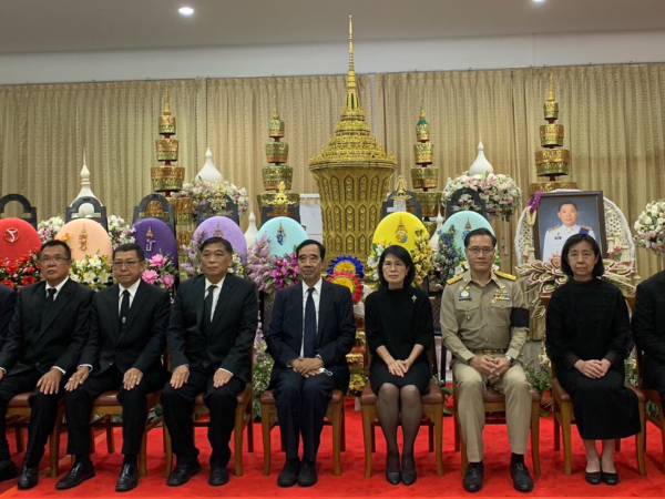 เป็นการให้เกียรติแก่ ท่านผู้ว่าฯ ที่เป็นผู้บริหารเหตุการณ์ในครั้งนั้น